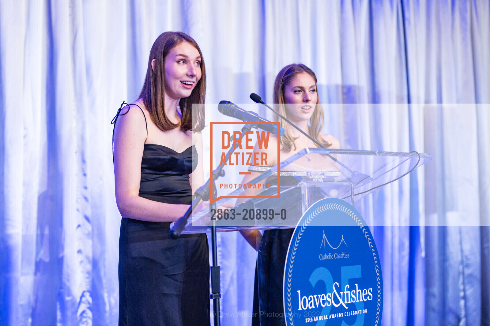Jill Reilly, Ava Reilly, Catholic Charities Loaves and Fishes Gala 2022, The Ritz Carlton. 600 Stockton St, SF, CA 94108 US, September 30th, 2022, Photo #2863-20899-0 Jill Reilly, Ava Reilly, Photo #2863-20899-0