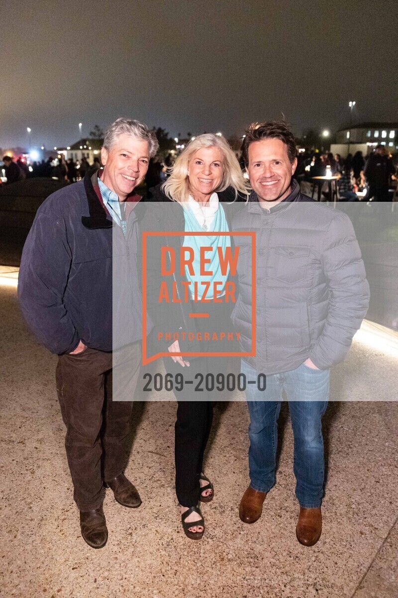 Peter Callander, Lynn Callander, Rob Mayle, Trails Forever Gala, Presidio Tunnel Tops. 210 Lincoln Blvd, SF, CA 94129, September 30th, 2022, Photo #2069-20900-0 Peter Callander, Lynn Callander, Rob Mayle, Photo #2069-20900-0