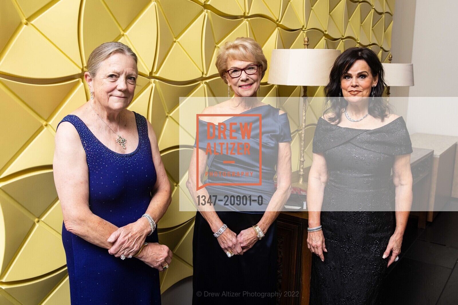 Georgie Gleim, Candice Schwab, Carolyn Schutz, Peninsula Volunteers Incorporated 75th Anniversary Gala 2022, Rosewood Sand Hill. 2825 Sand Hill Rd, Menlo Park, CA 94025 US, October 1st, 2022, Photo #1347-20901-0 Georgie Gleim, Candice Schwab, Carolyn Schutz, Photo #1347-20901-0