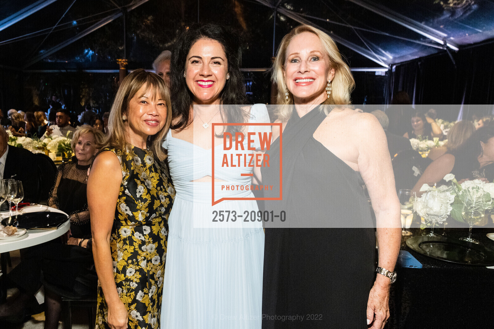 Terri Goehner, Kimberley Morris Rosen, Debbie Rosenberg, Peninsula Volunteers Incorporated 75th Anniversary Gala 2022, Rosewood Sand Hill. 2825 Sand Hill Rd, Menlo Park, CA 94025 US, October 1st, 2022, Photo #2573-20901-0 Terri Goehner, Kimberley Morris Rosen, Debbie Rosenberg, Photo #2573-20901-0