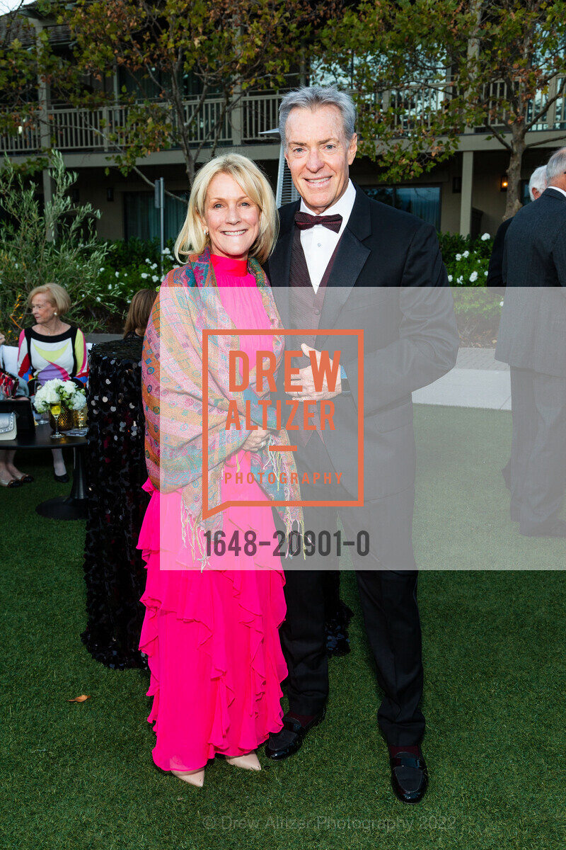 Natalie Richardson, Bracken Richardson, Peninsula Volunteers Incorporated 75th Anniversary Gala 2022, Rosewood Sand Hill. 2825 Sand Hill Rd, Menlo Park, CA 94025 US, October 1st, 2022, Photo #1648-20901-0 Natalie Richardson, Bracken Richardson, Photo #1648-20901-0