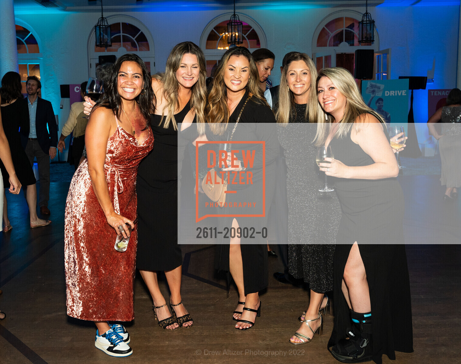Melissa Beach, Stephanie Lee, Erica Gilbert, Jessica Lyle, Sarah Packard, Juma Ventures Gala 2022, The Olympic Club. 599 CA-35, SF, CA 94132 US, October 1st, 2022, Photo #2611-20902-0 Melissa Beach, Stephanie Lee, Erica Gilbert, Jessica Lyle, Sarah Packard, Photo #2611-20902-0