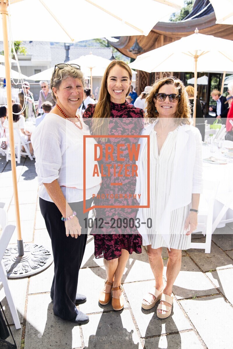 Lynn Feintech, Jessica Bixby, Mary Margaret Jones, ODC's Fall for Art 2022, McEvoy Ranch. 5935 red hill road petaluma ca, October 2nd, 2022, Photo #1012-20903-0 Lynn Feintech, Jessica Bixby, Mary Margaret Jones, Photo #1012-20903-0