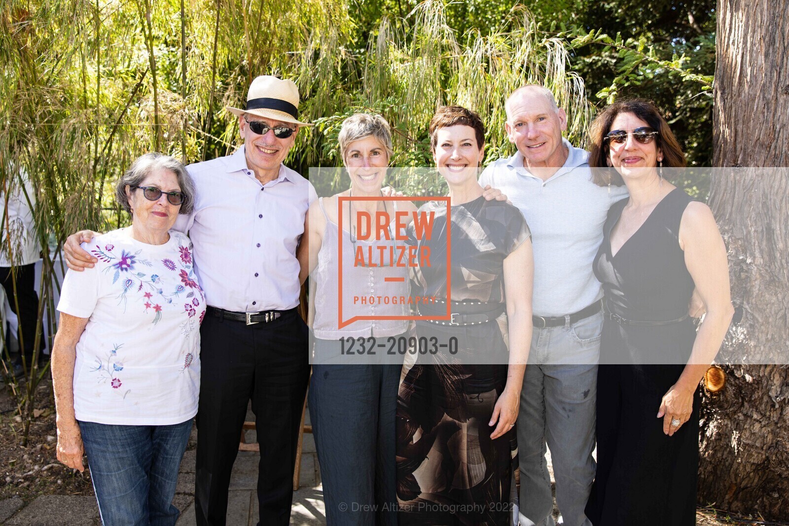 Susan Zolla-Pazner, Bob Rebitzer, Carmen DiCinque, Jackie Schneider, Stuart Schonberger, Tracey Weisler, ODC's Fall for Art 2022, McEvoy Ranch. 5935 red hill road petaluma ca, October 2nd, 2022, Photo #1232-20903-0 Susan Zolla-Pazner, Bob Rebitzer, Carmen DiCinque, Jackie Schneider, Stuart Schonberger, Tracey Weisler, Photo #1232-20903-0
