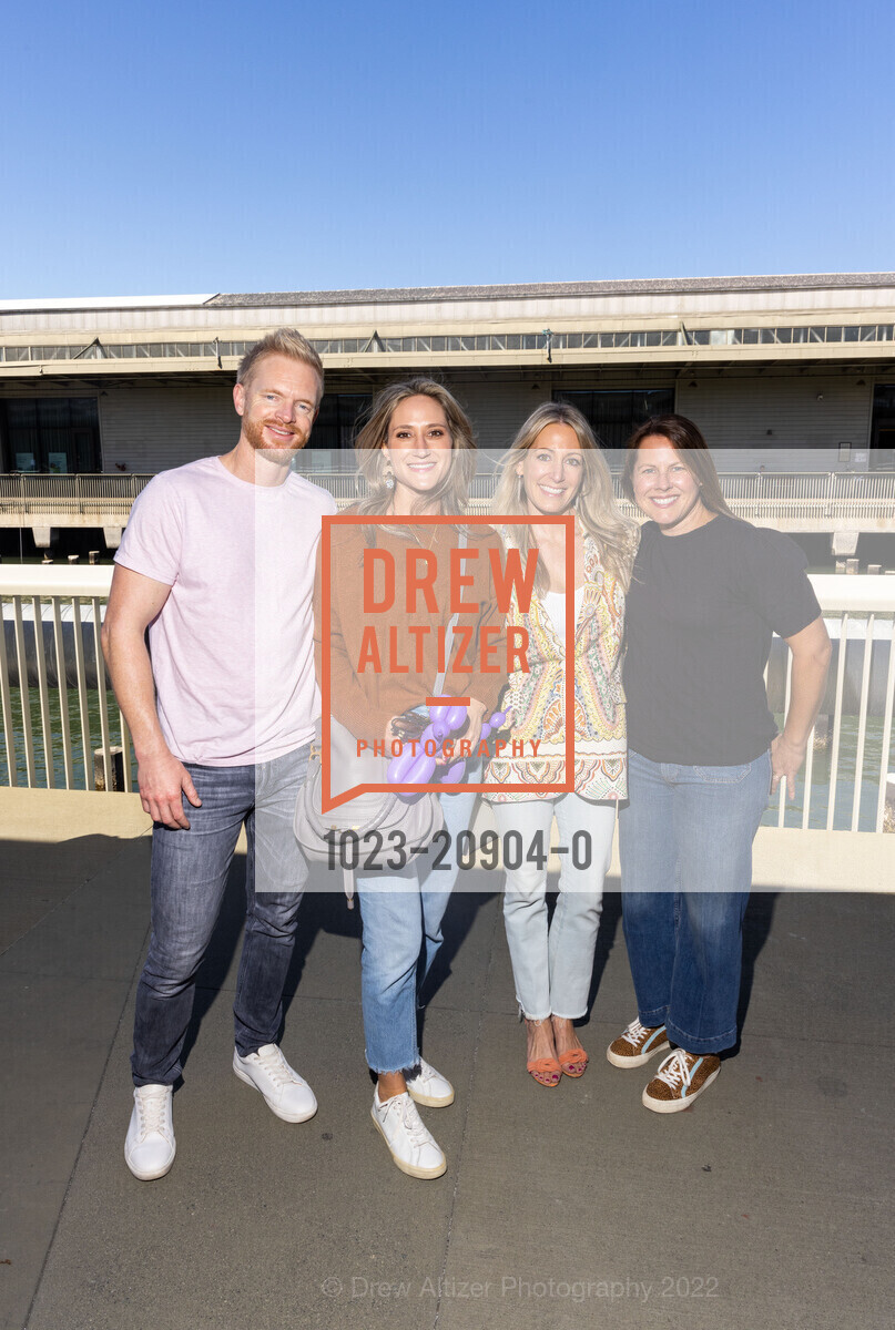 Steve Vanzetti, Kristen Vanzetti, Kate Nazarian, Sydney McDowell, Exploratorium's Wonder Funday 2022!, Exploratorium. Pier 17, Ste 100, San Francisco, CA 94111 US, October 2nd, 2022, Photo #1023-20904-0 Steve Vanzetti, Kristen Vanzetti, Kate Nazarian, Sydney McDowell, Photo #1023-20904-0
