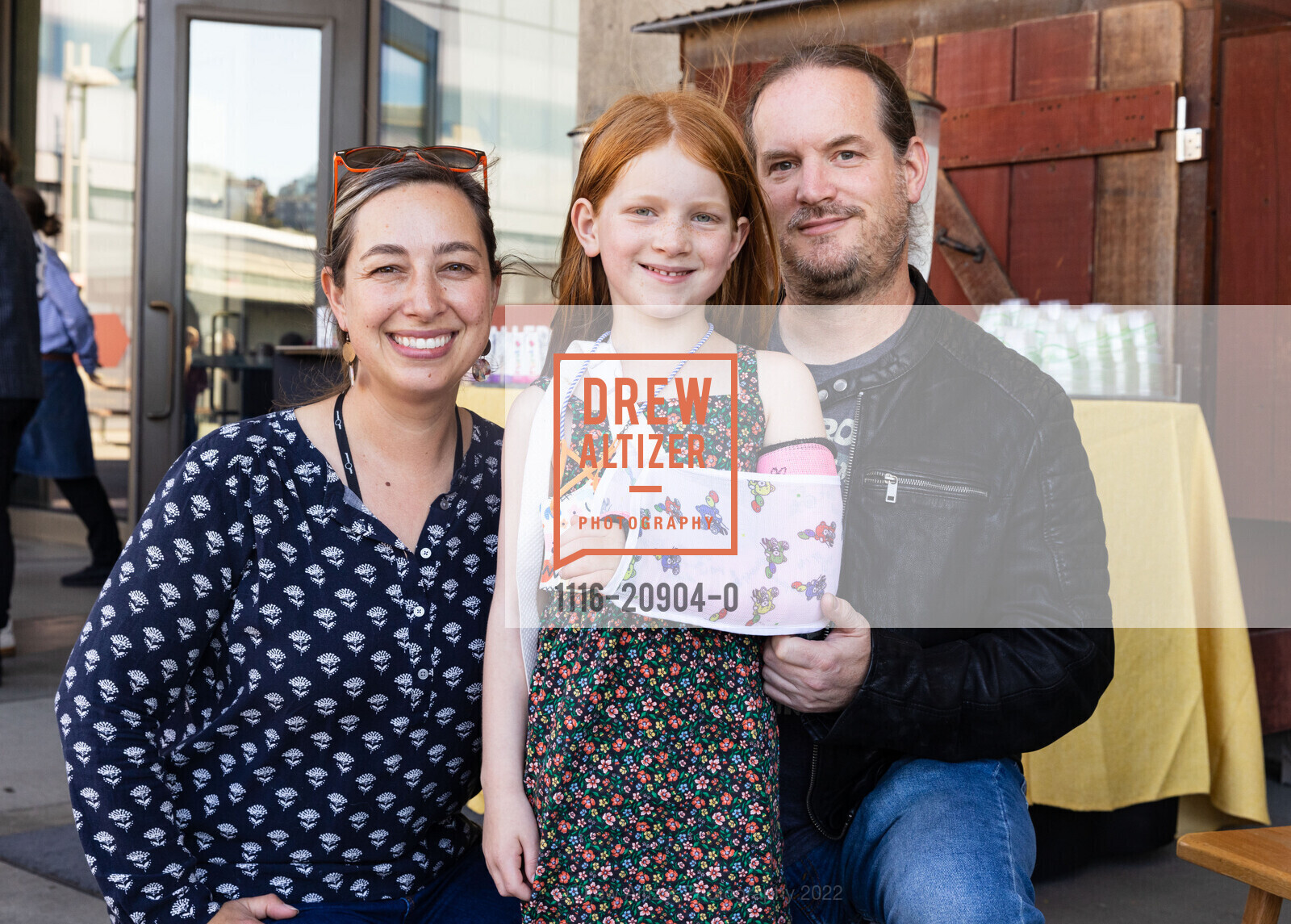 Amy Adkins, Mary Brown, Evan Brown, Exploratorium's Wonder Funday 2022!, Exploratorium. Pier 17, Ste 100, San Francisco, CA 94111 US, October 2nd, 2022, Photo #1116-20904-0 Amy Adkins, Mary Brown, Evan Brown, Photo #1116-20904-0