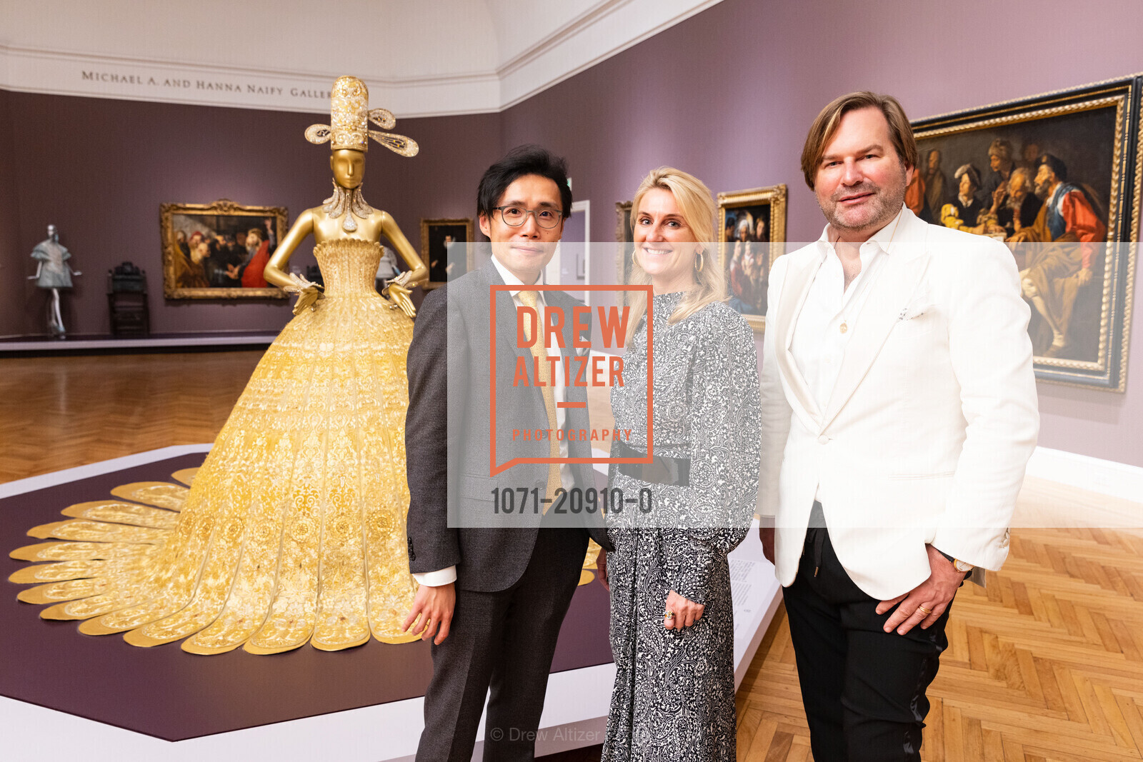 Alex Leung, Beatrice Del Favero, Alan May, Van Cleef & Arpels at the Legion of Honor, Legion of Honor. 100 34th Ave, SF, CA 94121 US, Photo #1071-20910-0 Alex Leung, Beatrice Del Favero, Alan May, Photo #1071-20910-0