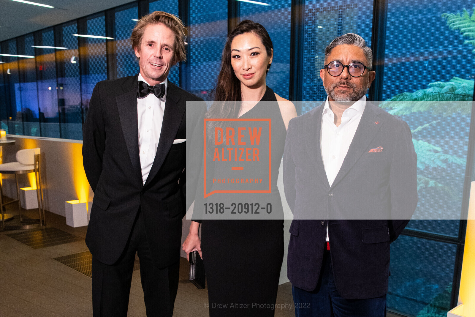 Charlie Spaulding, Kelly Huang, Chris Perez, On The Edge 2022 at The DeYoung Museum, DeYoung Museum. 50 Hagiwara Tea Garden Dr, SF, CA 94118 US, October 6th, 2022, Photo #1318-20912-0 Charlie Spaulding, Kelly Huang, Chris Perez, Photo #1318-20912-0