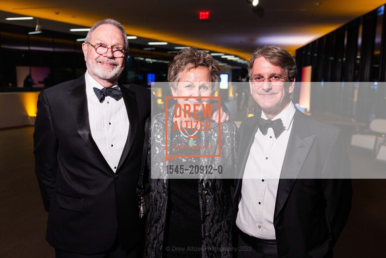 Roger Budge, Leslie Budge, Thomas Campbell, Photo #1545-20912-0