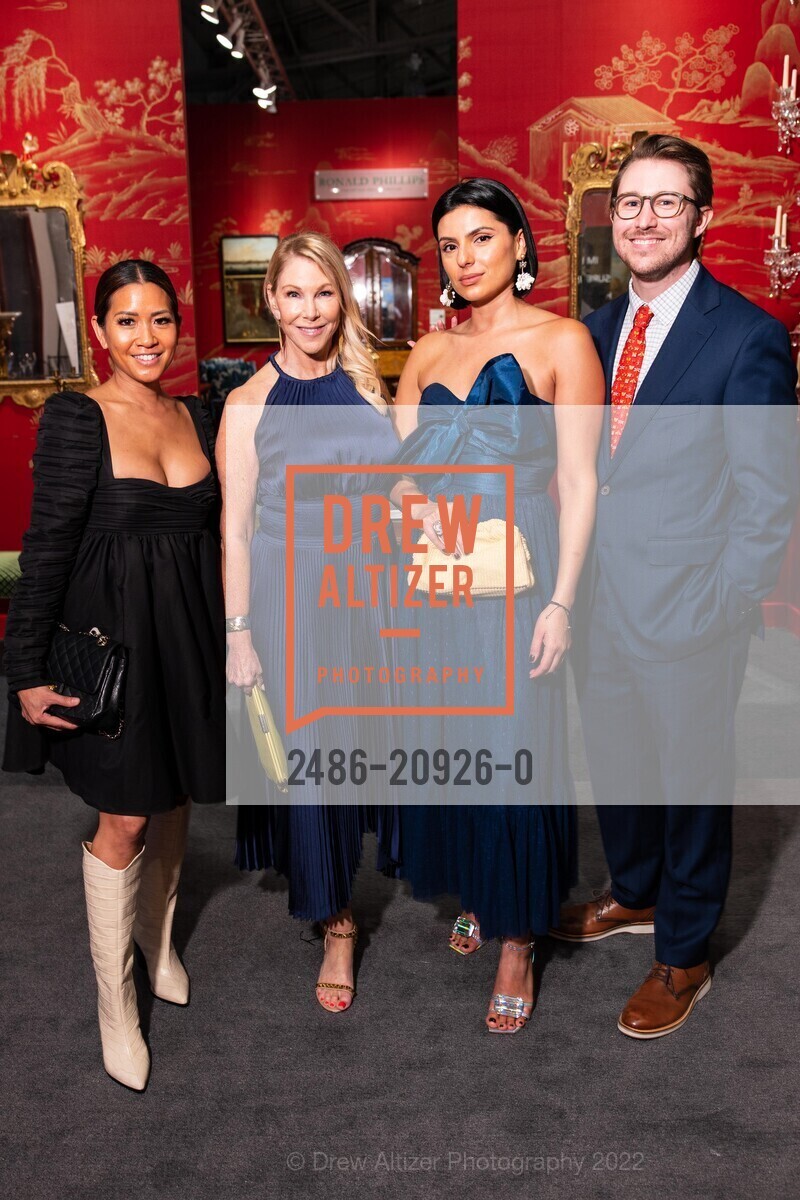 Lillian Phan, Terri Tiffany, Carmen Legarda, Forrest Tiffany, The San Francisco Fall Show Opening Night Gala 2022, Festival Pavilion. 38 Fort Mason, SF, CA 94123 US, October 12th, 2022, Photo #2486-20926-0 Lillian Phan, Terri Tiffany, Carmen Legarda, Forrest Tiffany, Photo #2486-20926-0