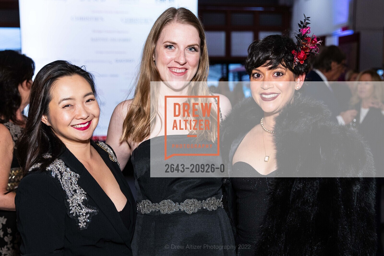 Andy Nashida, Cameron Cox, Rocio Pearce, The San Francisco Fall Show Opening Night Gala 2022, Festival Pavilion. 38 Fort Mason, SF, CA 94123 US, October 12th, 2022, Photo #2643-20926-0 Andy Nashida, Cameron Cox, Rocio Pearce, Photo #2643-20926-0