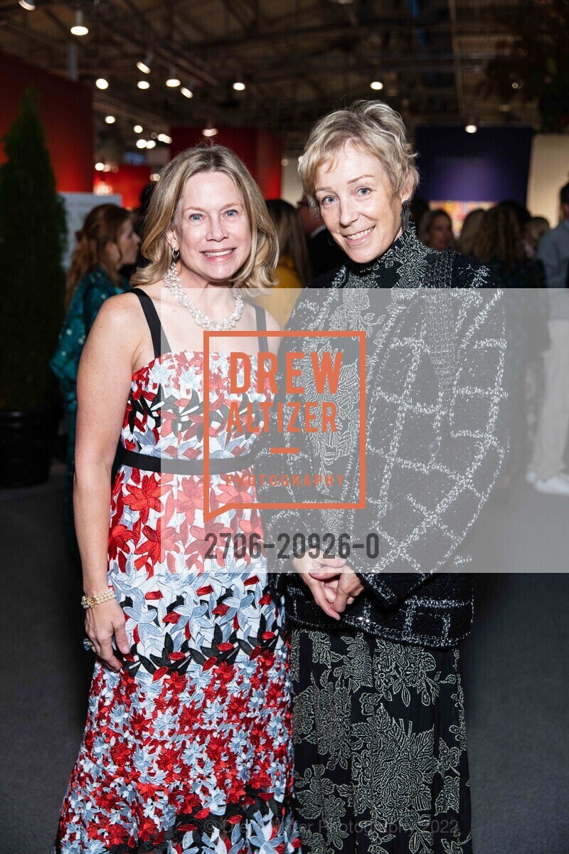 Ariane Trimuschat, Elizabeth Pinkham, The San Francisco Fall Show Opening Night Gala 2022, Festival Pavilion. 38 Fort Mason, SF, CA 94123 US, October 12th, 2022, Photo #2706-20926-0 Ariane Trimuschat, Elizabeth Pinkham, Photo #2706-20926-0
