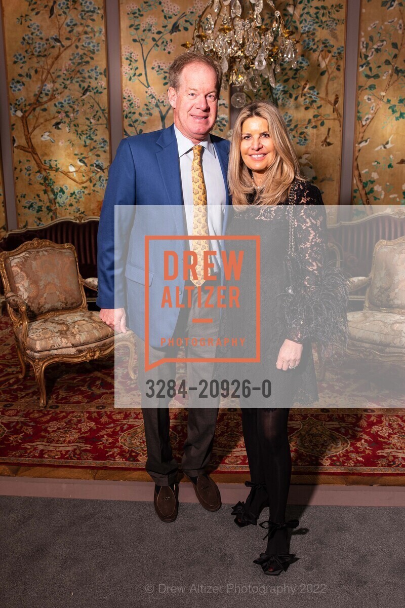 Carson Levit, Suzanne Levit, The San Francisco Fall Show Opening Night Gala 2022, Festival Pavilion. 38 Fort Mason, SF, CA 94123 US, October 12th, 2022, Photo #3284-20926-0 Carson Levit, Suzanne Levit, Photo #3284-20926-0