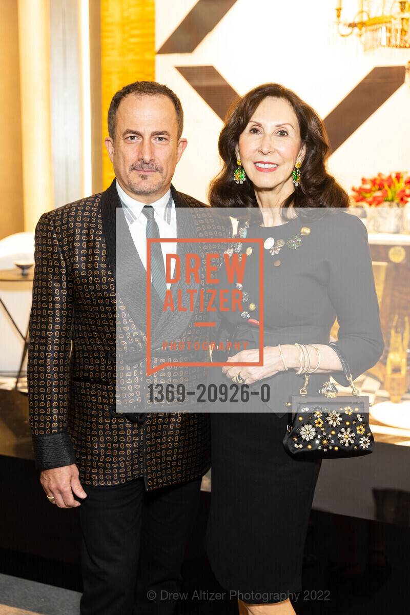 Jorge Maumer, Carolyn Chandler, The San Francisco Fall Show Opening Night Gala 2022, Festival Pavilion. 38 Fort Mason, SF, CA 94123 US, October 12th, 2022, Photo #1369-20926-0 Jorge Maumer, Carolyn Chandler, Photo #1369-20926-0