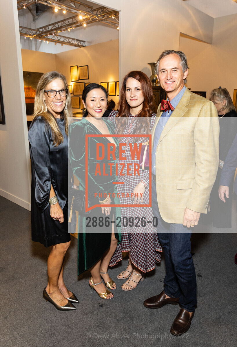Margot Bell, Alicia Chung, Eva Bradley, Jeff King, The San Francisco Fall Show Opening Night Gala 2022, Festival Pavilion. 38 Fort Mason, SF, CA 94123 US, October 12th, 2022, Photo #2886-20926-0 Margot Bell, Alicia Chung, Eva Bradley, Jeff King, Photo #2886-20926-0