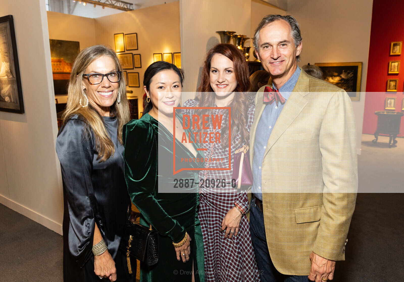 Margot Bell, Alicia Chung, Eva Bradley, Jeff King, The San Francisco Fall Show Opening Night Gala 2022, Festival Pavilion. 38 Fort Mason, SF, CA 94123 US, October 12th, 2022, Photo #2887-20926-0 Margot Bell, Alicia Chung, Eva Bradley, Jeff King, Photo #2887-20926-0
