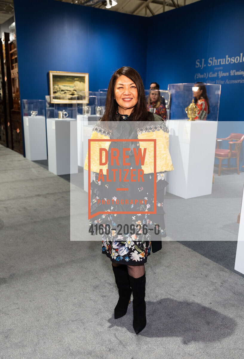Betty Lin, The San Francisco Fall Show Opening Night Gala 2022, Festival Pavilion. 38 Fort Mason, SF, CA 94123 US, October 12th, 2022, Photo #4160-20926-0 Betty Lin, Photo #4160-20926-0
