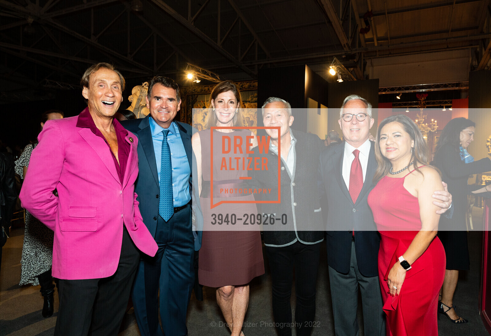 Ned Mobley, Christian Hubner, Tracy Hubner, Benjamin Dhong, Greg McIntyre, Evelyn Zelada, The San Francisco Fall Show Opening Night Gala 2022, Festival Pavilion. 38 Fort Mason, SF, CA 94123 US, October 12th, 2022, Photo #3940-20926-0 Ned Mobley, Christian Hubner, Tracy Hubner, Benjamin Dhong, Greg McIntyre, Evelyn Zelada, Photo #3940-20926-0