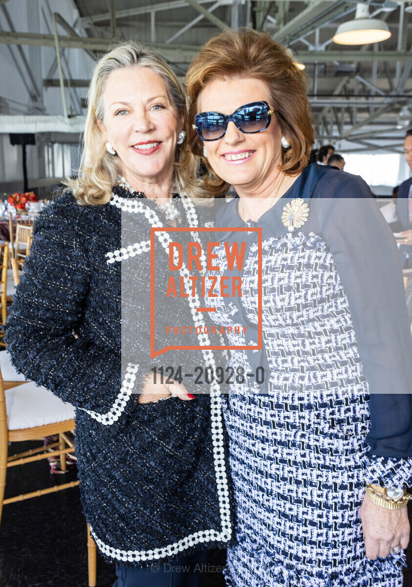 Emma Manners, The Chairman's Luncheon 2022, Festival Pavilion. Fort Mason, SF, CA 94123, October 13th, 2022, Photo #1124-20928-0 Emma Manners, Photo #1124-20928-0