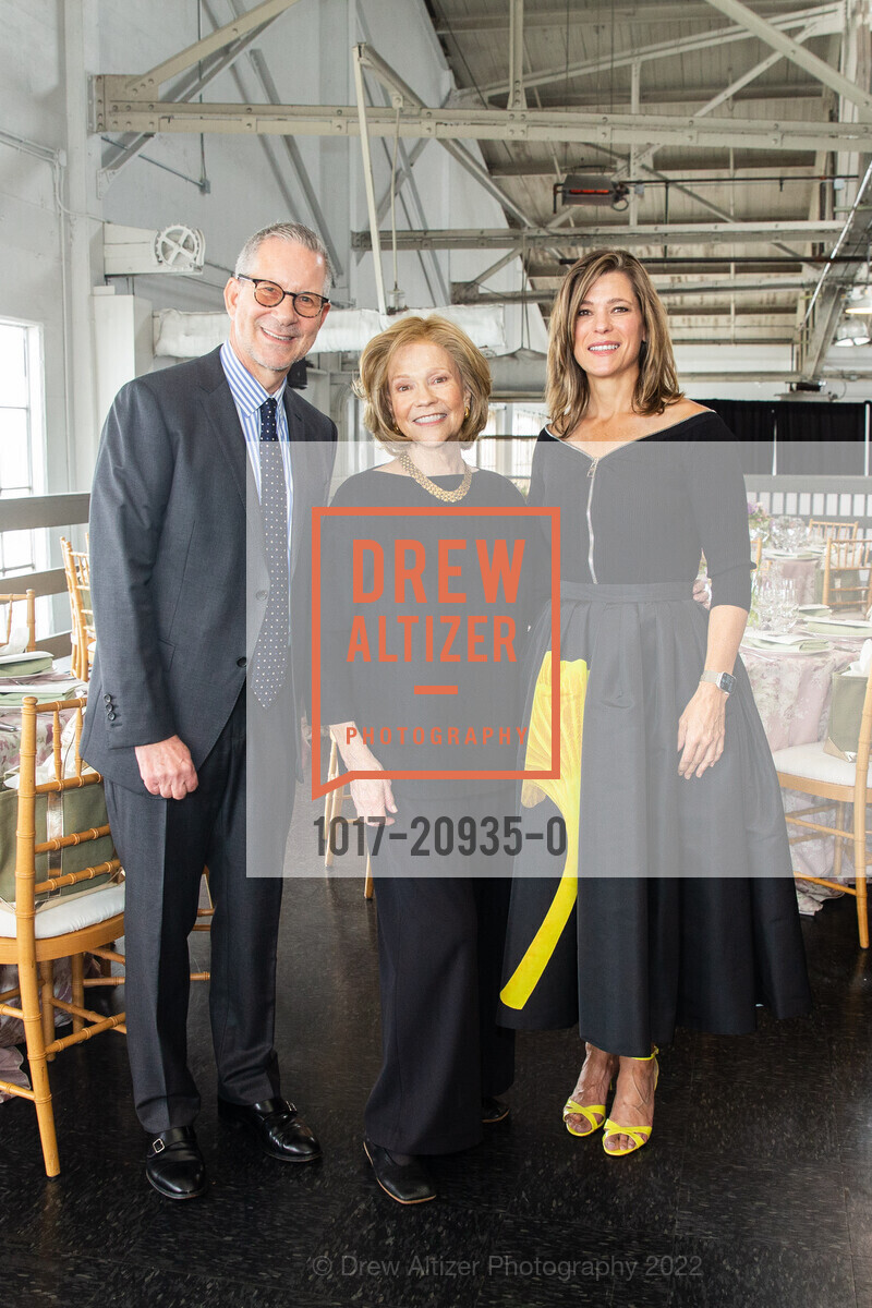 Michael Boodro, Suzanne Rheinstein, Marla Fieser, The Garden Conservancy Luncheon 2022, Festival Pavilion. 2 Marina Blvd, SF, CA 94123 US, October 14th, 2022, Photo #1017-20935-0 Michael Boodro, Suzanne Rheinstein, Marla Fieser, Photo #1017-20935-0