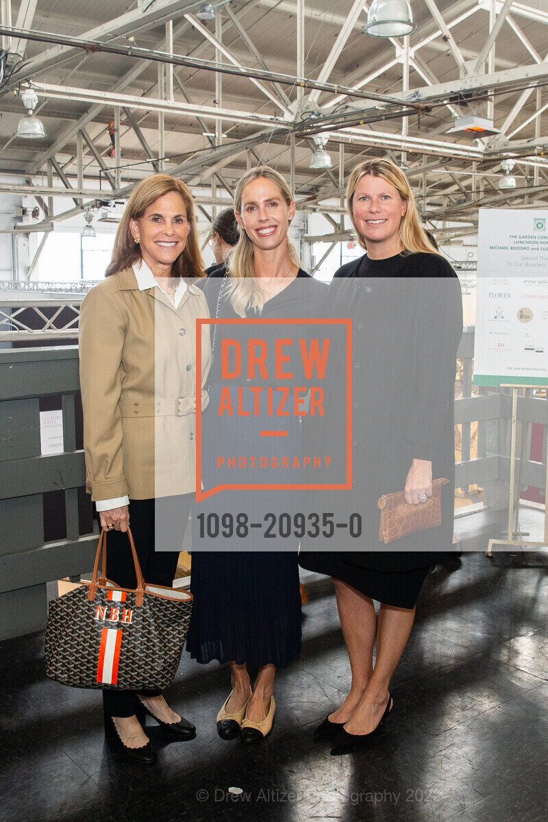 Nancy Hammonds, Casey McDevitt, Sarah Wendell Sherill, The Garden Conservancy Luncheon 2022, Festival Pavilion. 2 Marina Blvd, SF, CA 94123 US, October 14th, 2022, Photo #1098-20935-0 Nancy Hammonds, Casey McDevitt, Sarah Wendell Sherill, Photo #1098-20935-0