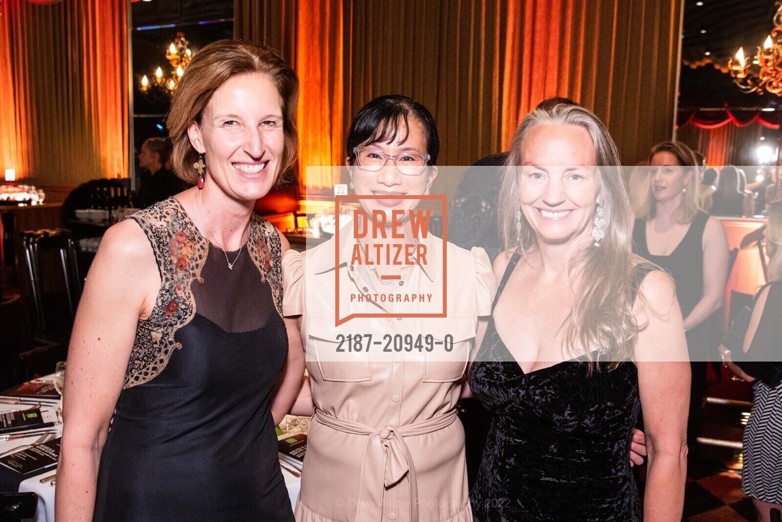 Karen Cassin, Trisha Chang, Jan Baszucki, Bring Change To Mind's Revels & Revelations 10 Honoring Melissa McCarthy, Bimbo's 365 Club. 1025 Columbus Avenue, October 19th, 2022, Photo #2187-20949-0 Karen Cassin, Trisha Chang, Jan Baszucki, Photo #2187-20949-0