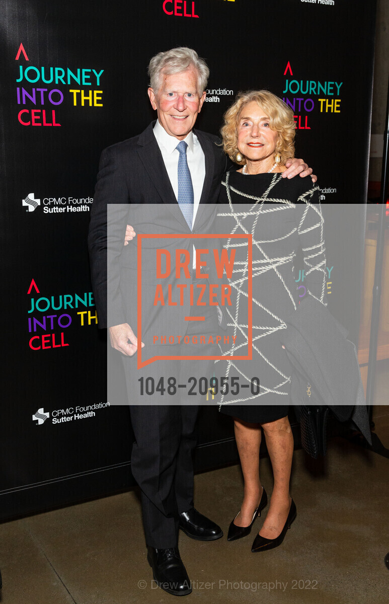 Mike Gaulke, Judy Gaulke, A Journey Into the Cell: An Evening of Exploration with Dr. Siddhartha Mukherjee, California Academy of Sciences. 55 Music Concourse Dr, SF, CA 94118 US, October 22nd, 2022, Photo #1048-20955-0 Mike Gaulke, Judy Gaulke, Photo #1048-20955-0