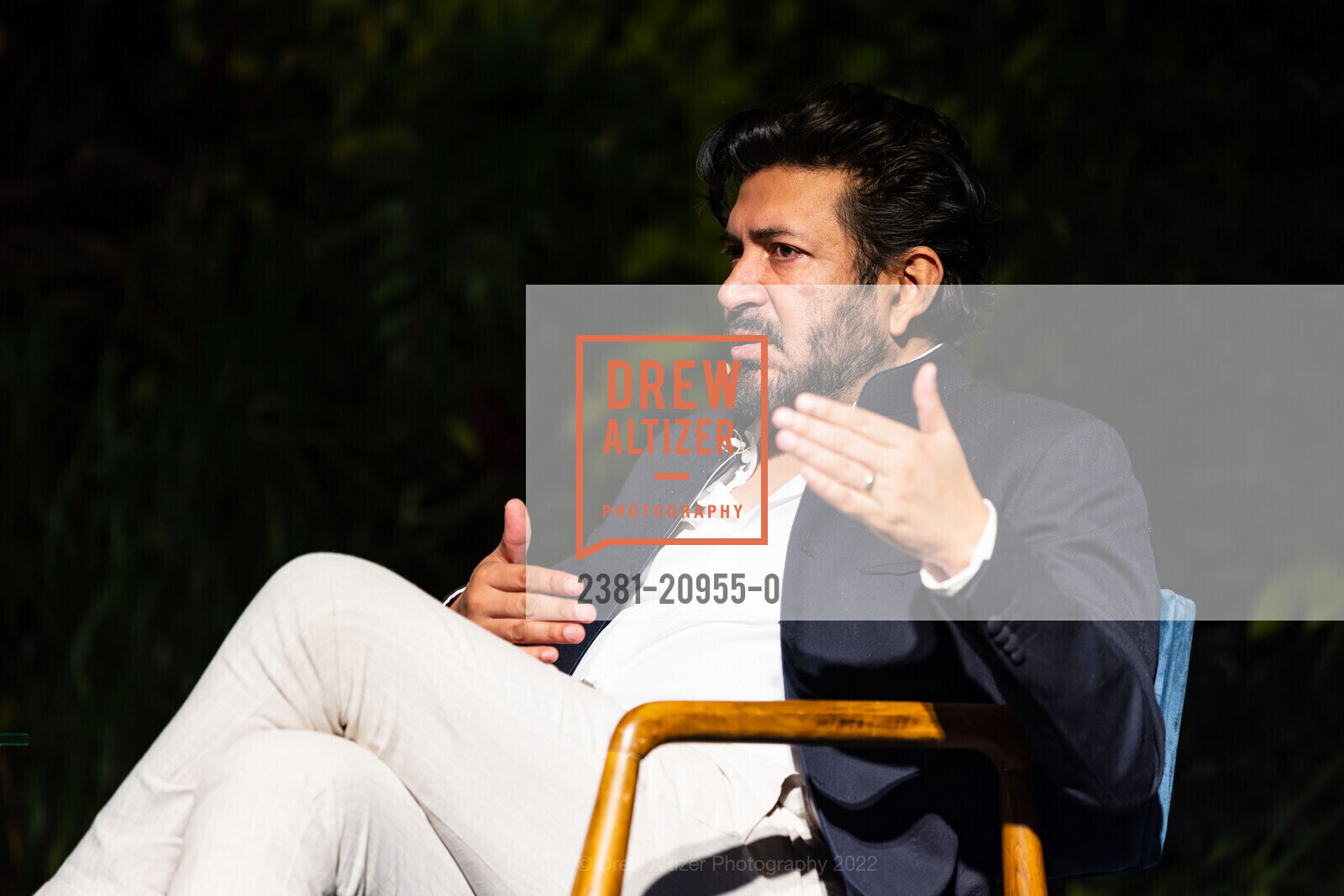 Siddhartha Mukherjee, A Journey Into the Cell: An Evening of Exploration with Dr. Siddhartha Mukherjee, California Academy of Sciences. 55 Music Concourse Dr, SF, CA 94118 US, October 22nd, 2022, Photo #2381-20955-0 Siddhartha Mukherjee, Photo #2381-20955-0