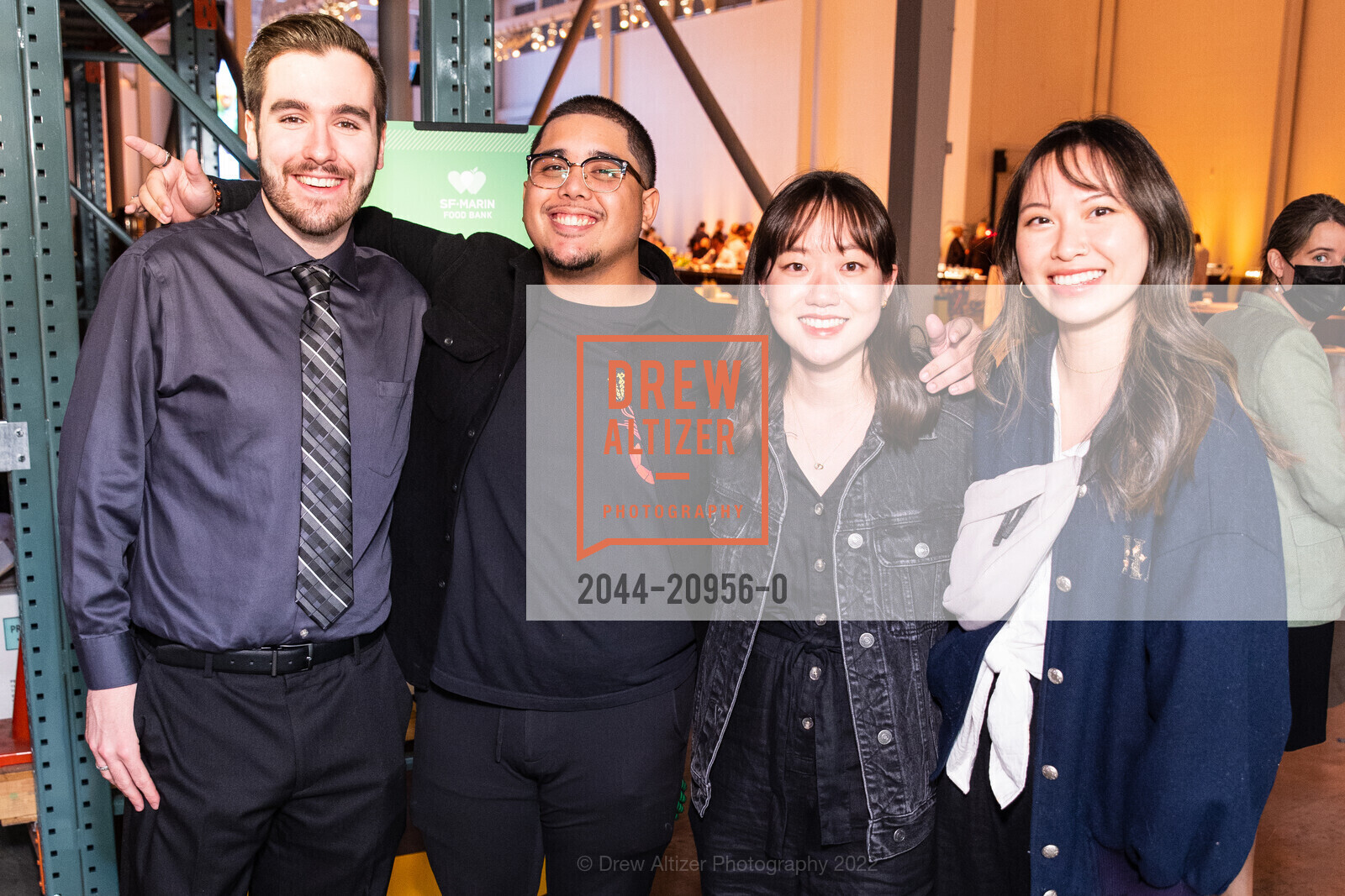 Mark Sisk, Christian Cánovas, Michelle Park, Allison Jay, One Big Table 2022, San Francisco/Marin Food Bank. 900 Pennsylvania Ave, SAN FRANCISCO, CA 94112, October 22nd, 2022, Photo #2044-20956-0 Mark Sisk, Christian Cánovas, Michelle Park, Allison Jay, Photo #2044-20956-0