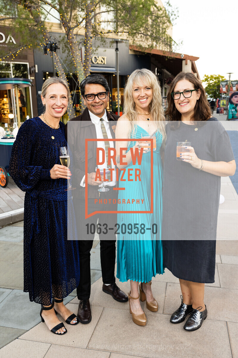 Jen Haro, Michael Aguilar, Rachel Skelly, Gigi Jack, CAST Jewelry Store Opening, Heidi Efron @ 1618 Redwood Hwy. Corte Madera Mall, October 20th, 2022, Photo #1063-20958-0 Jen Haro, Michael Aguilar, Rachel Skelly, Gigi Jack, Photo #1063-20958-0