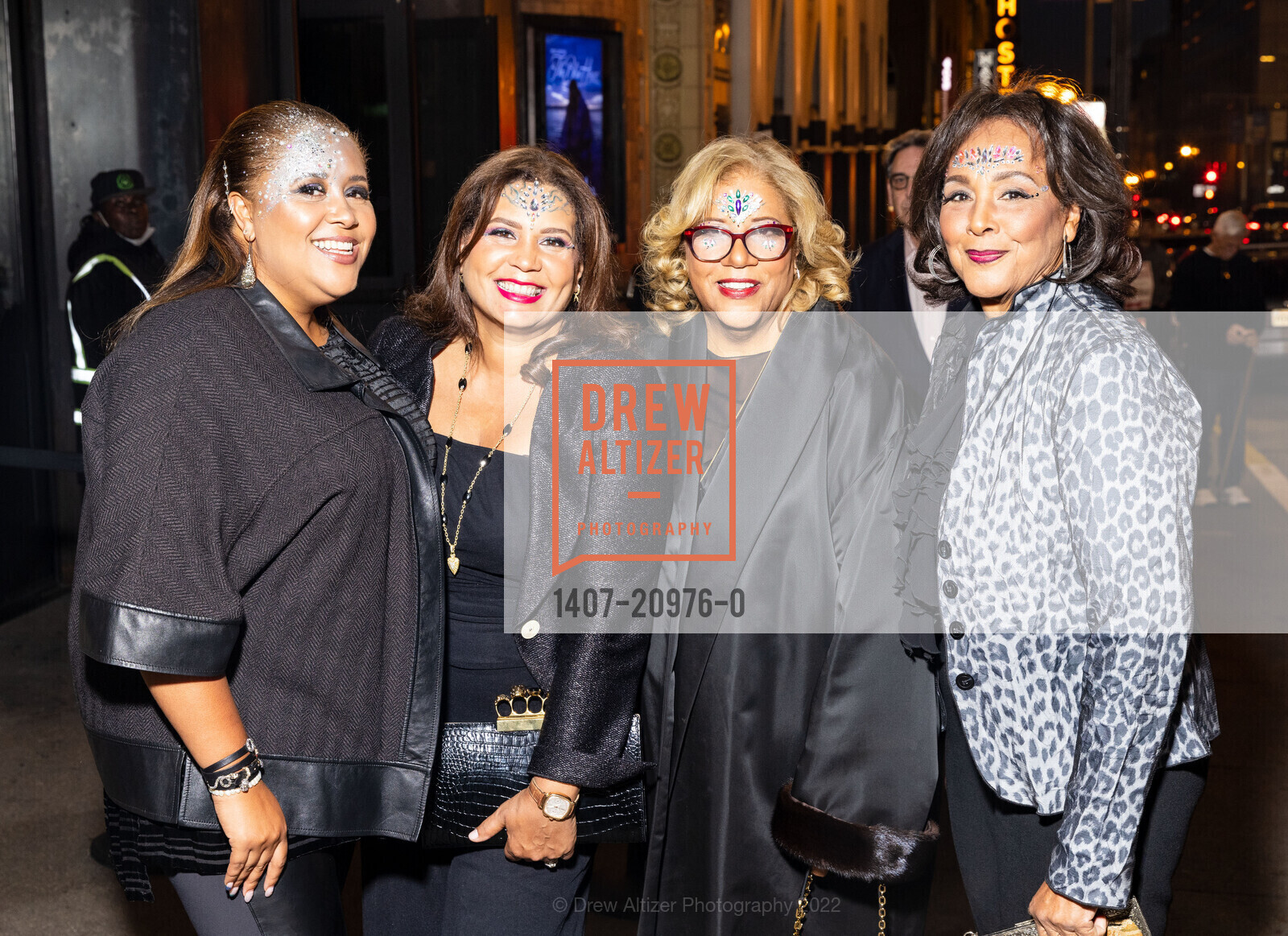 Bianca Mallory, Jill Cowan, Schatzie Allen-Jefferson, Lynn Scott, A.C.T All Hallows’ Gala 2022, August Hall. 420 Mason Street, San Francisco, CA 94102 US, October 28th, 2022, Photo #1407-20976-0 Bianca Mallory, Jill Cowan, Schatzie Allen-Jefferson, Lynn Scott, Photo #1407-20976-0