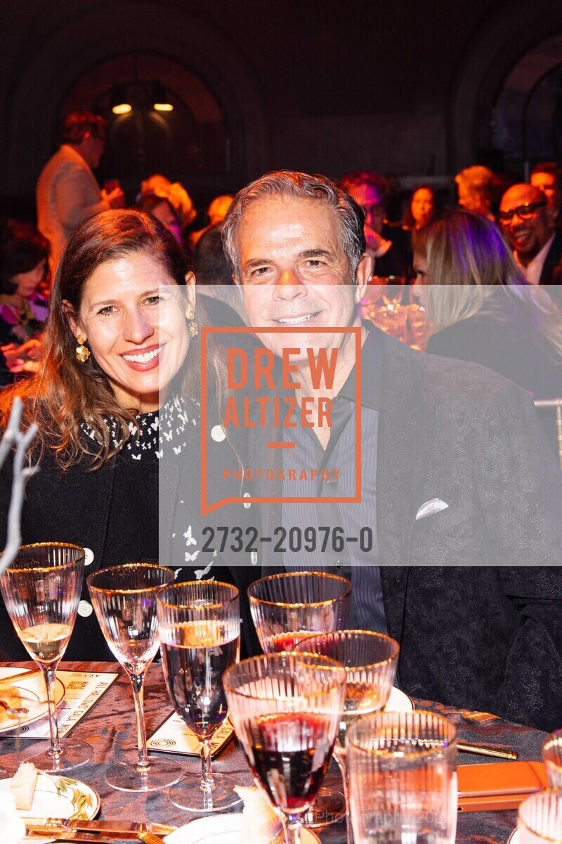 Karen Pace, Alfred Pace, A.C.T All Hallows’ Gala 2022, August Hall. 420 Mason Street, San Francisco, CA 94102 US, October 28th, 2022, Photo #2732-20976-0 Karen Pace, Alfred Pace, Photo #2732-20976-0