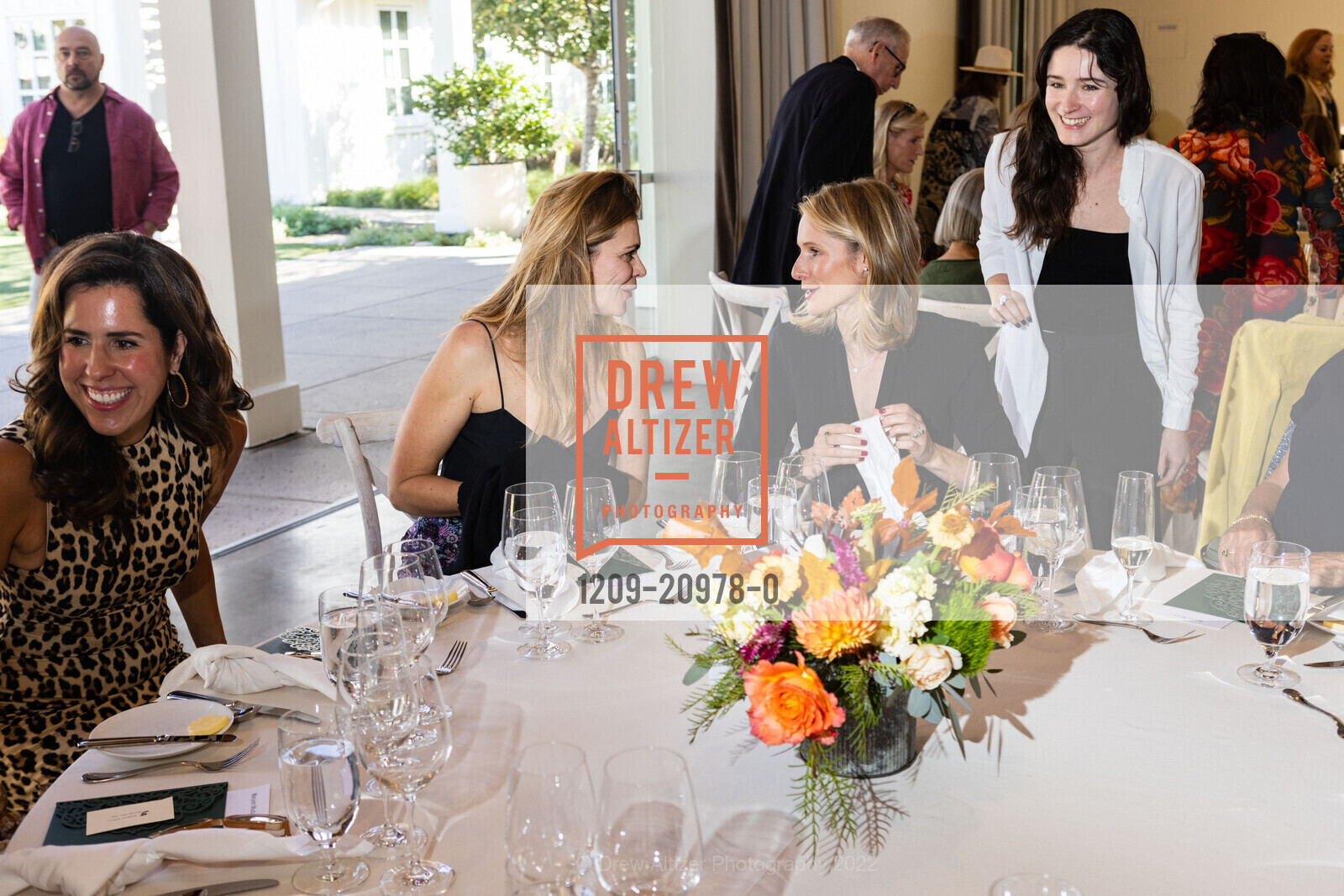 Pam Preston, Brigitta Whiting, Alexandra Newman, SF Ballet Auxiliary Trainee Performance in Wine Country at Solage, Solage, Auberge Resorts Collection. 755 Silverado Trail N, Calistoga, CA 94515 US, October 30th, 2022, Photo #1209-20978-0 Pam Preston, Brigitta Whiting, Alexandra Newman, Photo #1209-20978-0
