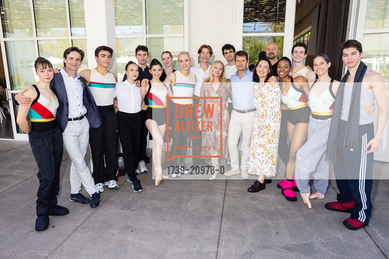 Mimi Lamar, Pascal Molat, Reed Henry, Maisee Anderson, Summer Brown, Dylan Pierzina, Rebecca Kaykas-Wolff, Patrick Armand, Dana Genshaft, Viktor Plotnikov, Davide Occhipinoti, Remi Wagner, Chase Hanson, Sofia Albers, Jacey Gailliard, Raphaël Brunais Besse, SF Ballet Auxiliary Trainee Performance in Wine Country at Solage, Solage, Auberge Resorts Collection. 755 Silverado Trail N, Calistoga, CA 94515 US, October 30th, 2022, Photo #1739-20978-0 Mimi Lamar, Pascal Molat, Reed Henry, Maisee Anderson, Summer Brown, Dylan Pierzina, Rebecca Kaykas-Wolff, Patrick Armand, Dana Genshaft, Viktor Plotnikov, Davide Occhipinoti, Remi Wagner, Chase Hanson, Sofia Albers, Jacey Gailliard, Raphaël Brunais Besse, Photo #1739-20978-0