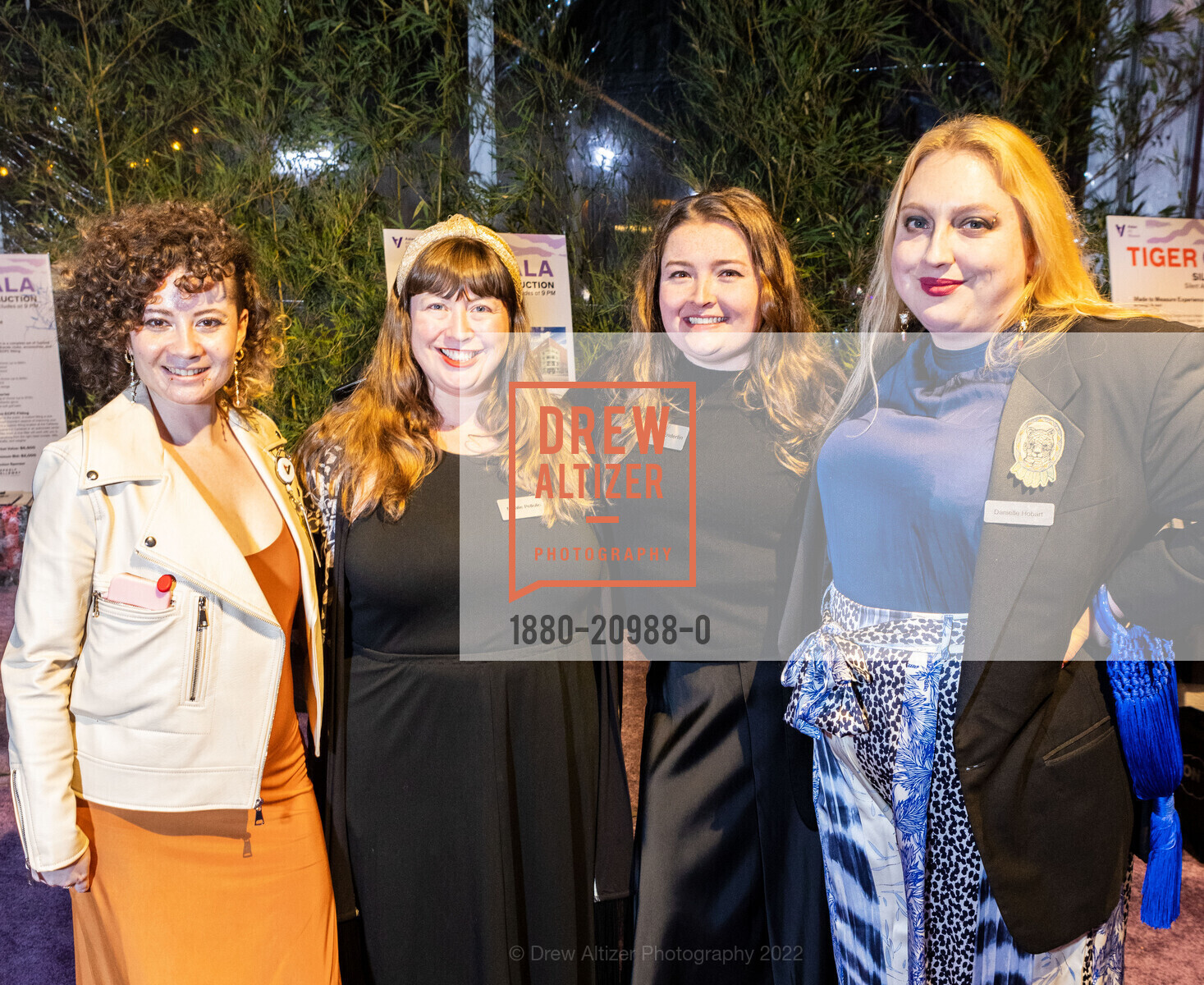 Cici Vasquez, Natalie Pellolio, Simone Enderlin, Danielle Hobart, Asian Art Museum Tiger Gala 2022, Asian Art Museum. 200 Larkin St, San Francisco, CA 94102, November 3rd, 2022, Photo #1880-20988-0 Cici Vasquez, Natalie Pellolio, Simone Enderlin, Danielle Hobart, Photo #1880-20988-0