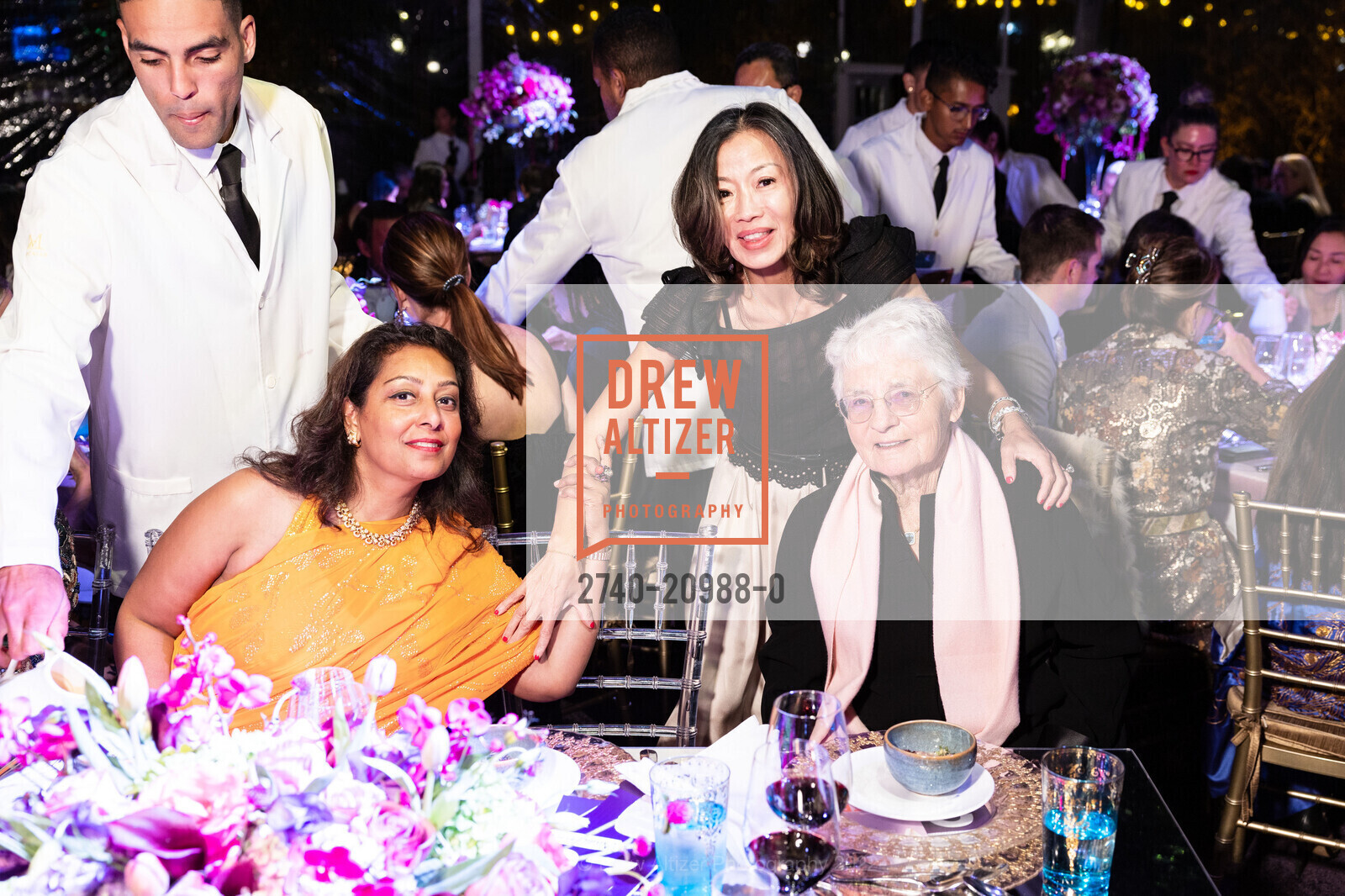 Vaishali Chadha, Lilian Qian, Ute Bowes, Photo #2740-20988-0