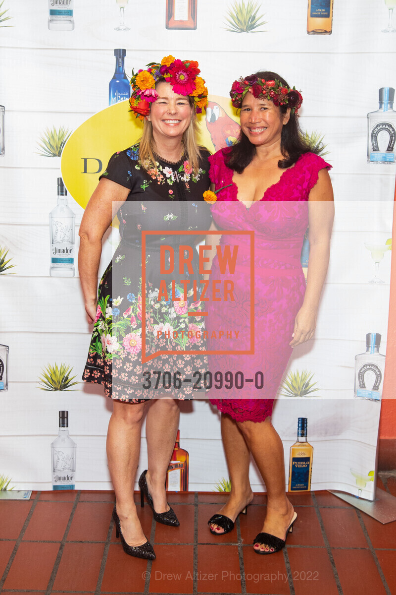 Sarah Gammill, Amanda Sargisson, SF Symphony Dia de los Muertos 2022, Louise M. Davies Symphony Hall. 201 Van Ness Ave, SF, CA 94102 US, November 5th, 2022, Photo #3706-20990-0 Sarah Gammill, Amanda Sargisson, Photo #3706-20990-0