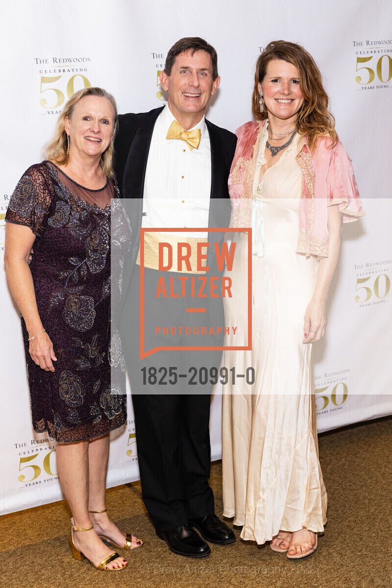 Liz Creel, Hunter Moore, Brayla Olsen, The Redwoods Golden 50th Anniversary Gala 2022, The Redwoods - Retirement, Assisted Living and Skilled Nursing. 40 Camino Alto, Mill Valley, CA 94941 US, November 5th, 2022, Photo #1825-20991-0 Liz Creel, Hunter Moore, Brayla Olsen, Photo #1825-20991-0
