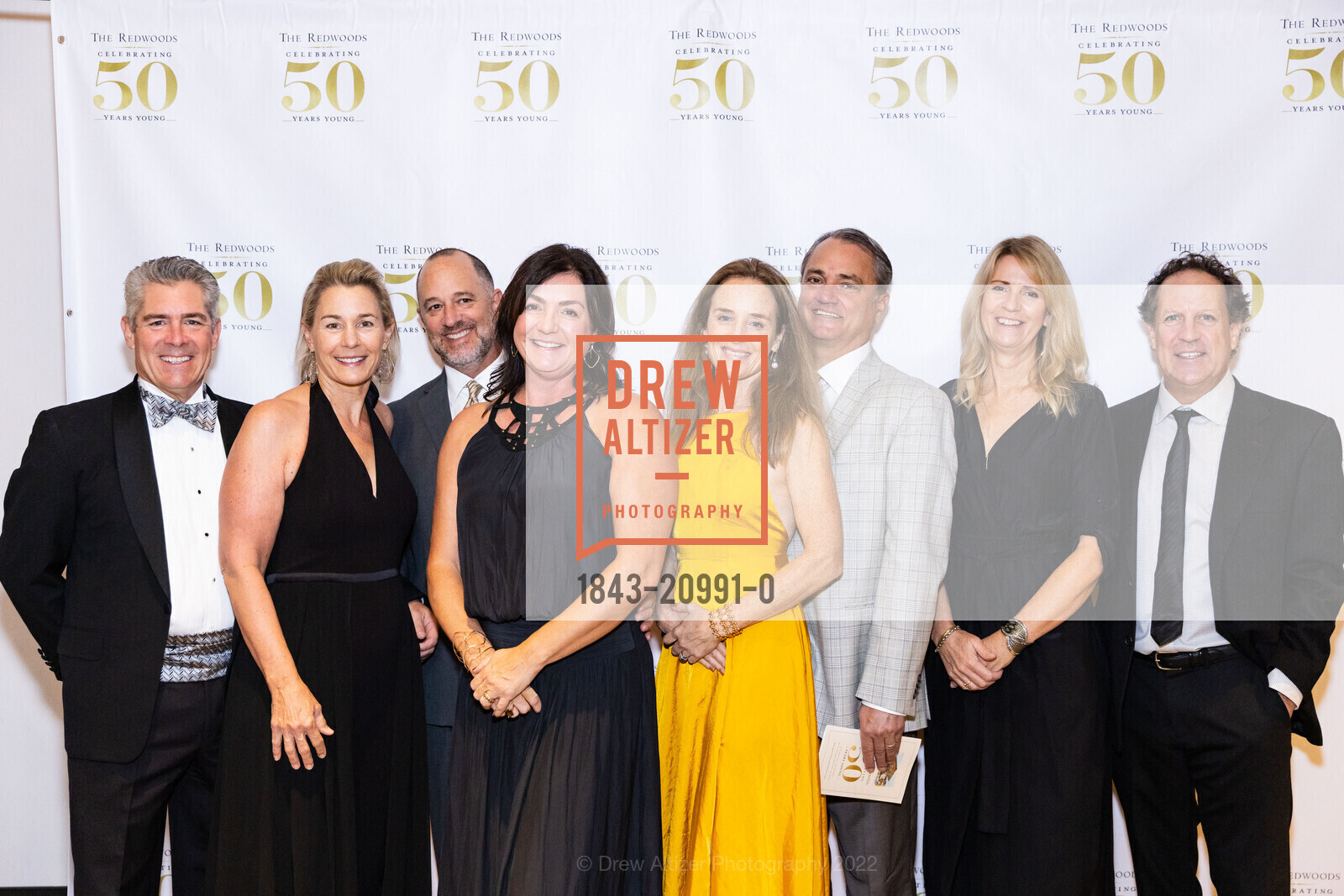 Chris Gerner, Sandy Gerner, Vince Genovese, Tracy Genovese, Tonya Clark, Brad Clark, Mindy Magnussen, Tyler Magnussen, The Redwoods Golden 50th Anniversary Gala 2022, The Redwoods - Retirement, Assisted Living and Skilled Nursing. 40 Camino Alto, Mill Valley, CA 94941 US, November 5th, 2022, Photo #1843-20991-0 Chris Gerner, Sandy Gerner, Vince Genovese, Tracy Genovese, Tonya Clark, Brad Clark, Mindy Magnussen, Tyler Magnussen, Photo #1843-20991-0