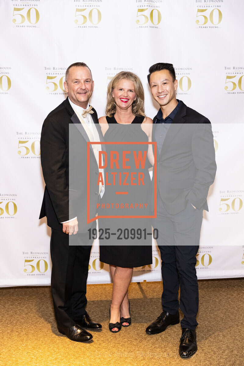 William Foster, Shannon Skidmore, Drake Tam, Photo #1925-20991-0