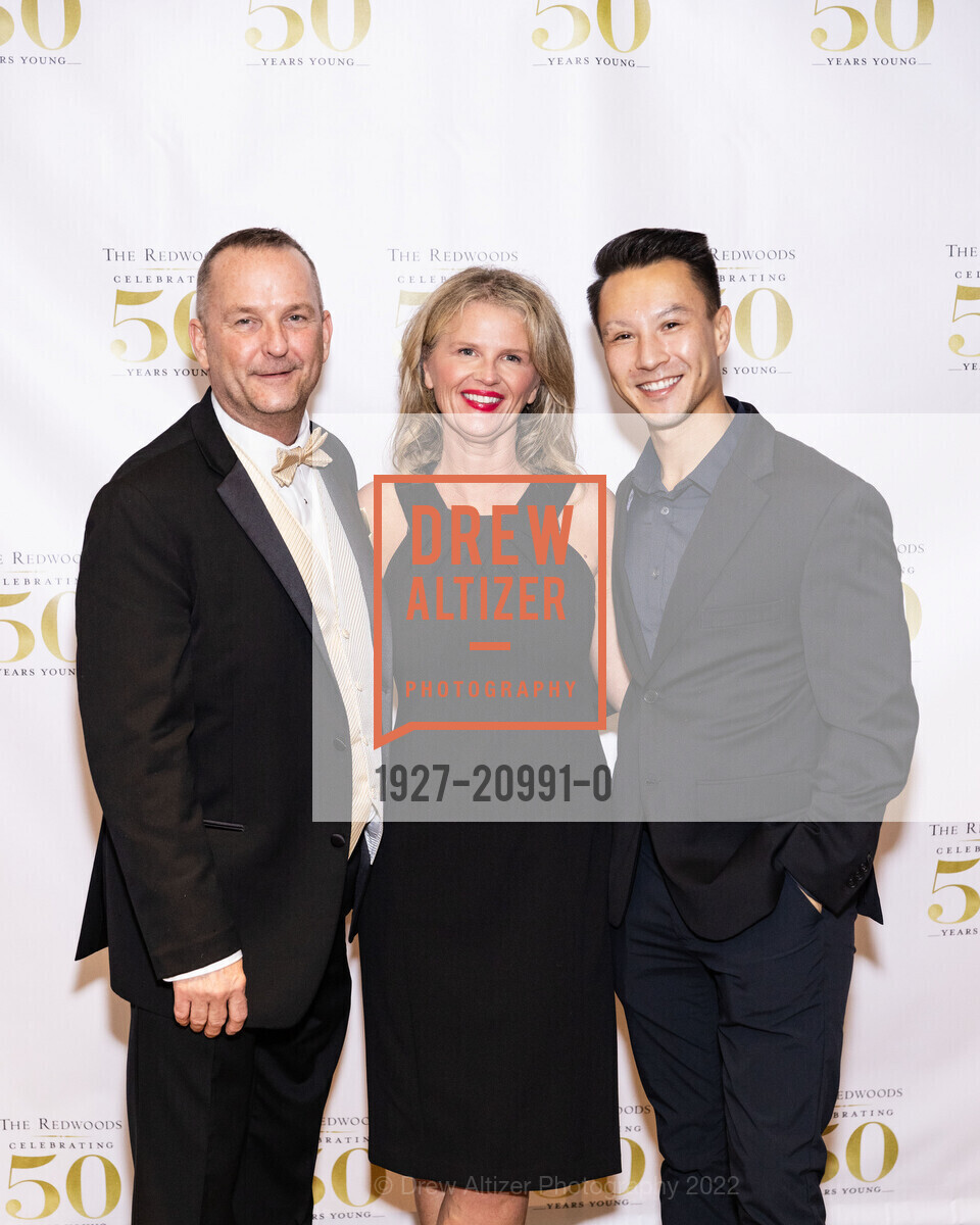 William Foster, Shannon Skidmore, Drake Tam, The Redwoods Golden 50th Anniversary Gala 2022, The Redwoods - Retirement, Assisted Living and Skilled Nursing. 40 Camino Alto, Mill Valley, CA 94941 US, November 5th, 2022, Photo #1927-20991-0 William Foster, Shannon Skidmore, Drake Tam, Photo #1927-20991-0