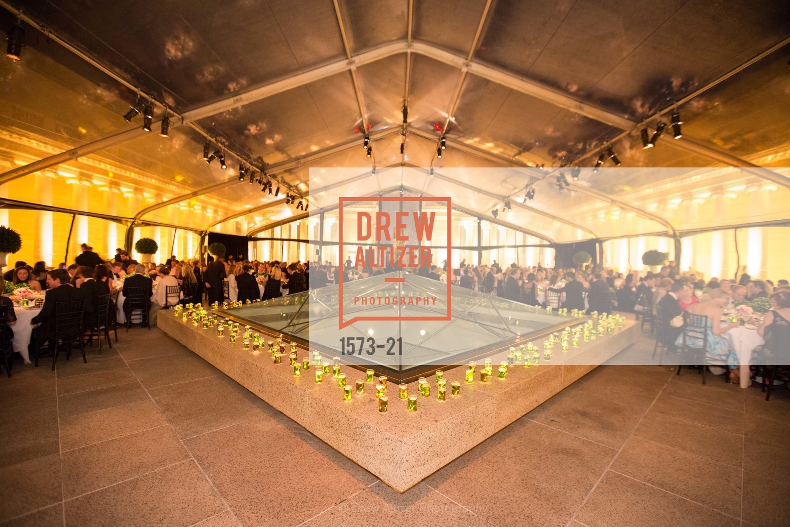 New empty gallery, DIOR and CONDE NAST Sponsor the MidWinter Gala, March 26th, 2015, Photo,Drew Altizer, Drew Altizer Photography, full-service agency, private events, San Francisco photographer, photographer california