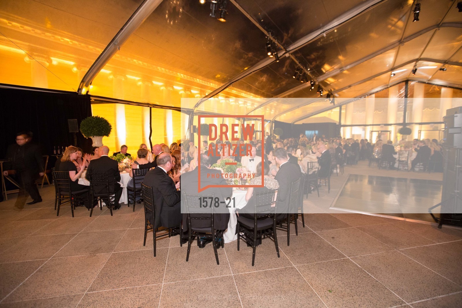 New empty gallery, DIOR and CONDE NAST Sponsor the MidWinter Gala, March 26th, 2015, Photo,Drew Altizer, Drew Altizer Photography, full-service agency, private events, San Francisco photographer, photographer california