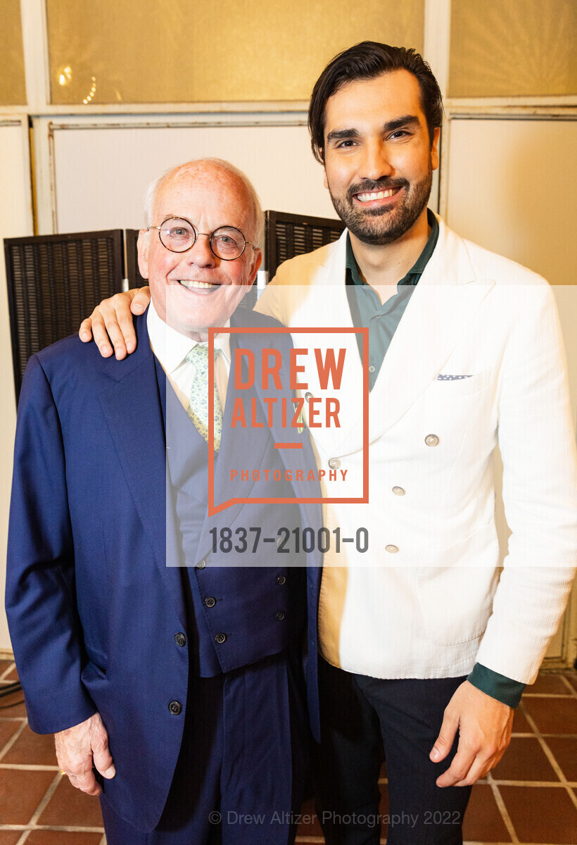 Larry Kern, Jonathan Tetelman, San Francisco Opera's Opening of New Production, Verdi’s ‘La Traviata’ and Annual ‘Opera at the Ballpark, San Francisco, November 11th, 2022, Photo #1837-21001-0 Larry Kern, Jonathan Tetelman, Photo #1837-21001-0