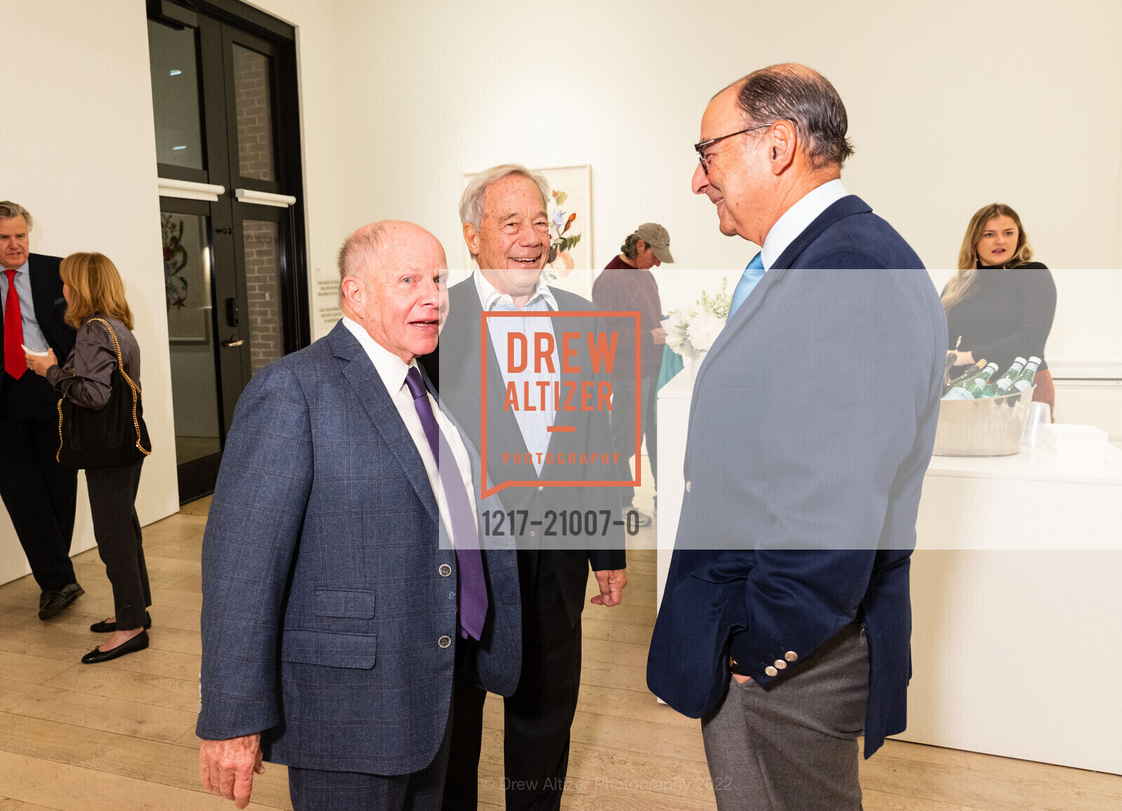 John Berggruen, John Sanger, Alex Mehren, Berggruen Gallery Opening, Berggruen Gallery. 10 Hawthorne St, November 10th, 2022, Photo #1217-21007-0 John Berggruen, John Sanger, Alex Mehren, Photo #1217-21007-0