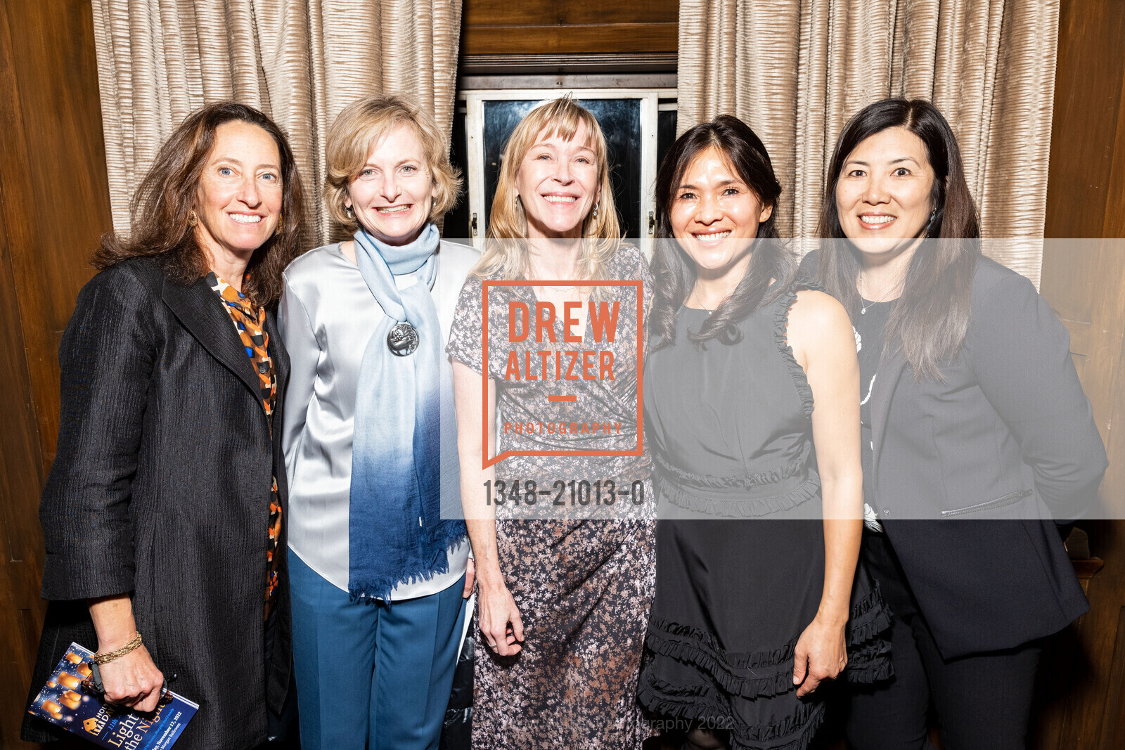 Rebecca Susser, Andrea Higgins, Jill Wehrly, Karen Wright, Keeling Chen, Holy Family Day Home 2022, The Julia Morgan Ballroom. 465 California St, SF, CA 94104 US, November 17th, 2022, Photo #1348-21013-0 Rebecca Susser, Andrea Higgins, Jill Wehrly, Karen Wright, Keeling Chen, Photo #1348-21013-0