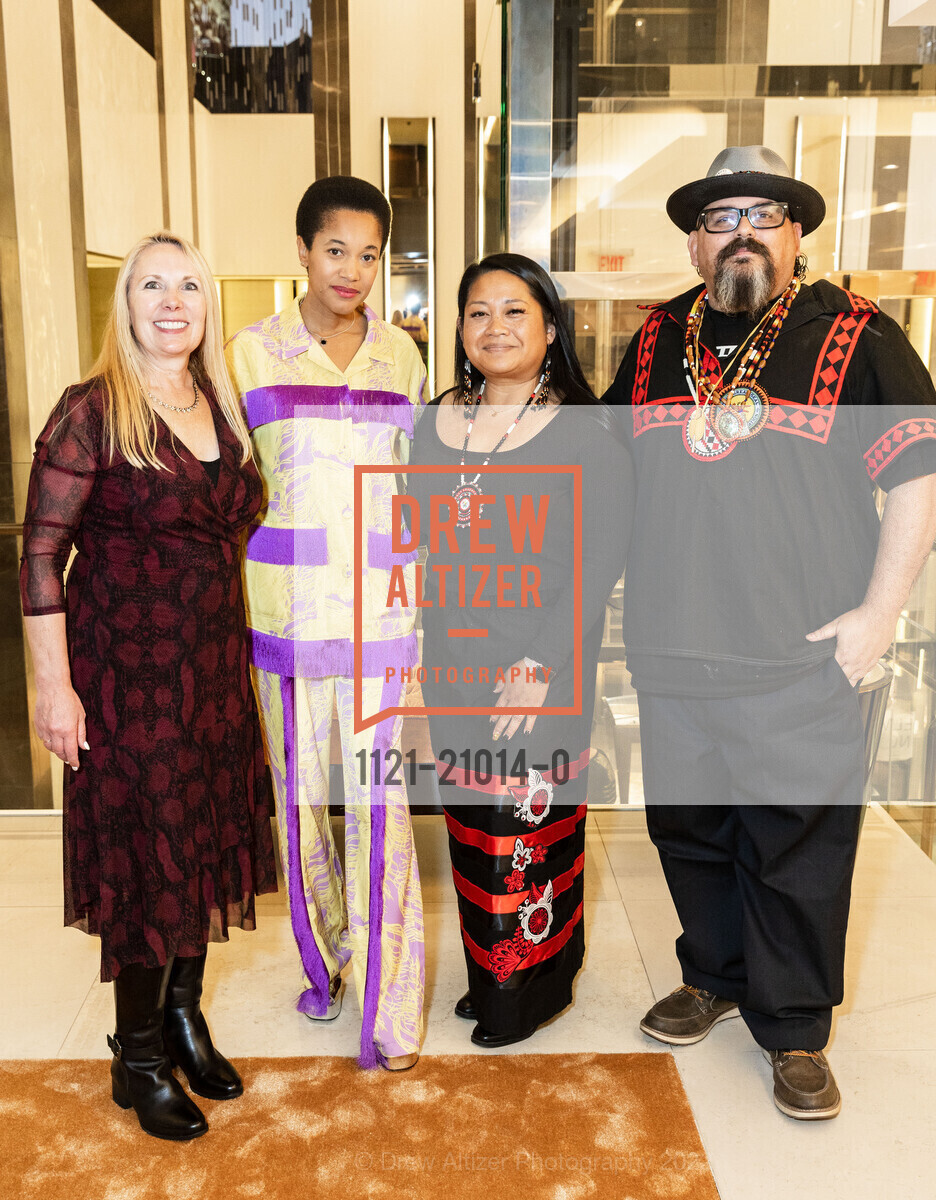 Chloe Chambers, Tamu McPherson, Supi Martin, Bobby Vaughn Martin, BVLGARI hosts Save The Children, BVLGARI. 200 Stockton St, SF, CA 94108 US, November 17th, 2022, Photo #1121-21014-0 Chloe Chambers, Tamu McPherson, Supi Martin, Bobby Vaughn Martin, Photo #1121-21014-0