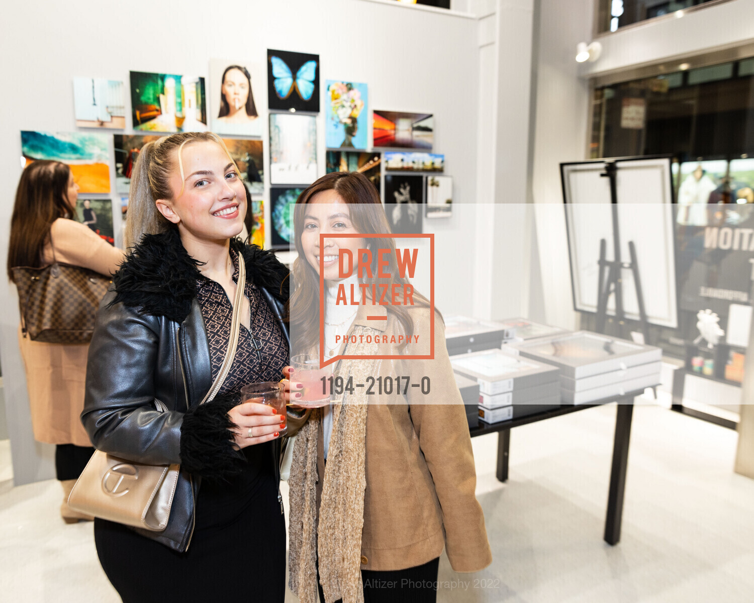 Tess Remick, Joy Halili, LUMAS Union Square Gallery Opening, LUMAS Gallery San Francisco. 239 Grant Ave, SF, CA 94108 US, November 17th, 2022, Photo #1194-21017-0 Tess Remick, Joy Halili, Photo #1194-21017-0