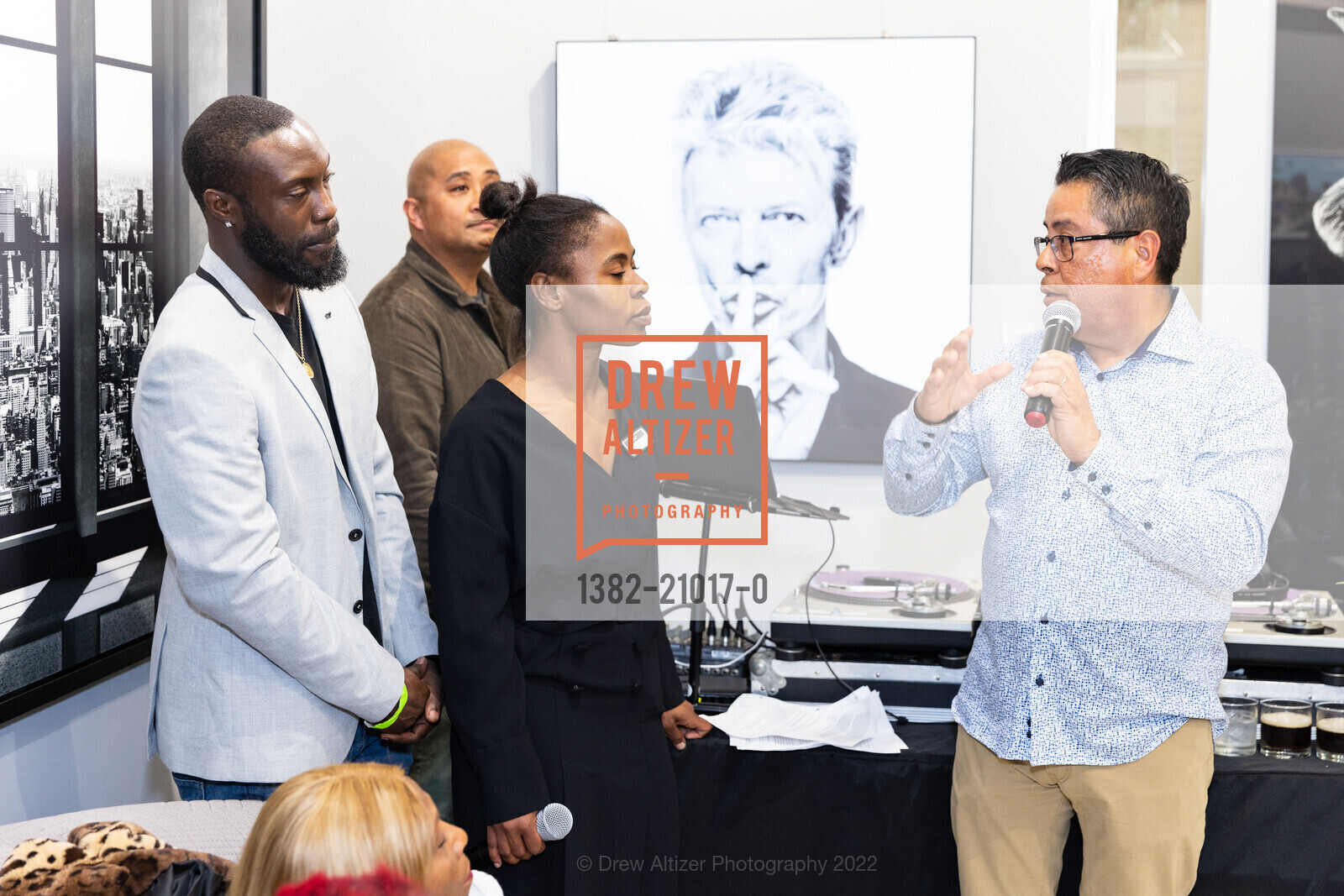 Maa-Becca Tucker, Fernando Reyes, LUMAS Union Square Gallery Opening, LUMAS Gallery San Francisco. 239 Grant Ave, SF, CA 94108 US, November 17th, 2022, Photo #1382-21017-0 Maa-Becca Tucker, Fernando Reyes, Photo #1382-21017-0