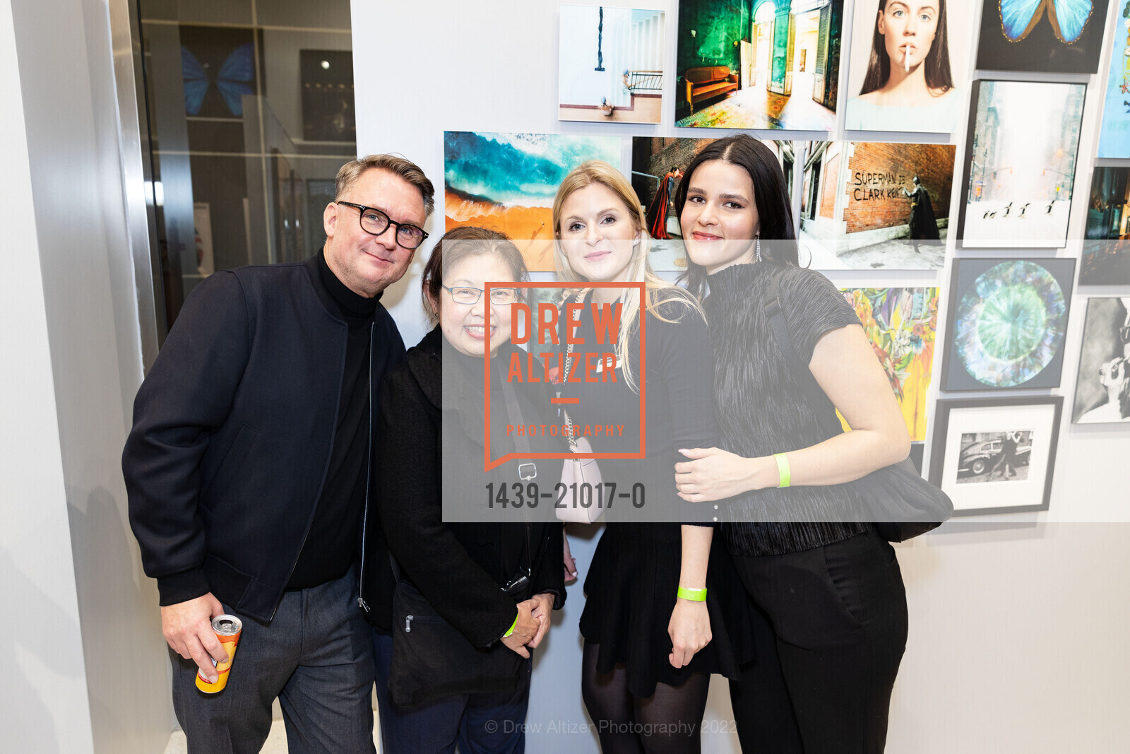 Mark Beyer, Swee Choo Oh, Antonia Arteaga, Stephanie Dill, LUMAS Union Square Gallery Opening, LUMAS Gallery San Francisco. 239 Grant Ave, SF, CA 94108 US, November 17th, 2022, Photo #1439-21017-0 Mark Beyer, Swee Choo Oh, Antonia Arteaga, Stephanie Dill, Photo #1439-21017-0